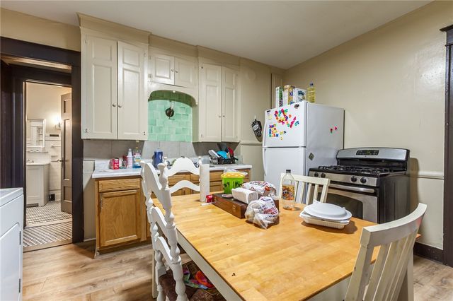 100-102 Parkway, Rochester, NY 14608