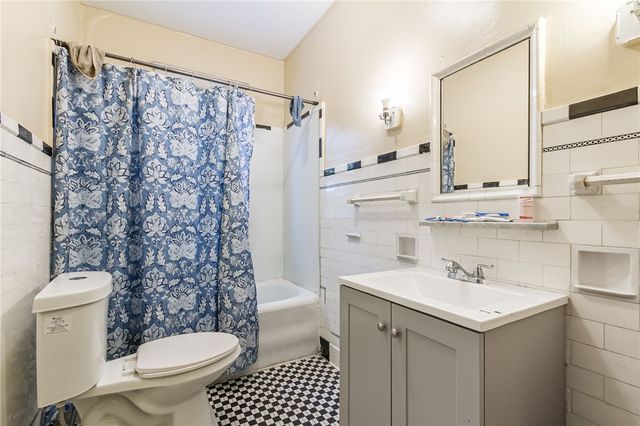 100-102 Parkway, Rochester, NY 14608