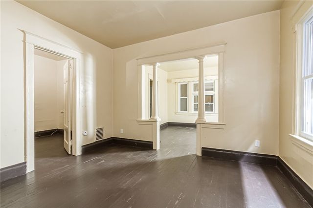 100-102 Parkway, Rochester, NY 14608