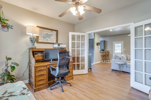 1129 Crazy Horse Trail, Burleson, TX 76028