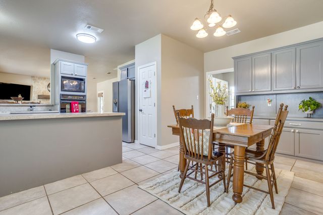 1129 Crazy Horse Trail, Burleson, TX 76028
