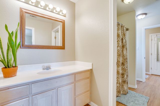 1129 Crazy Horse Trail, Burleson, TX 76028