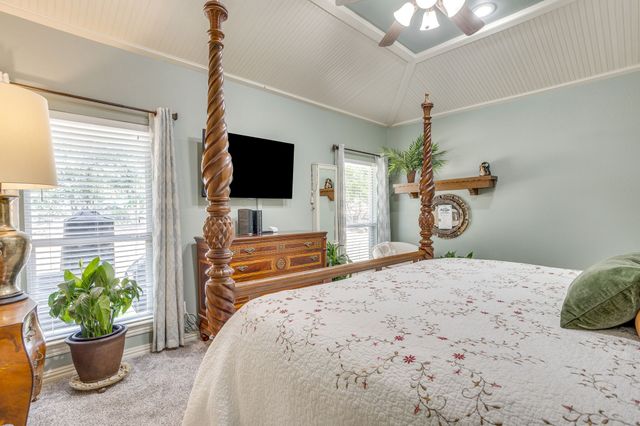 1129 Crazy Horse Trail, Burleson, TX 76028