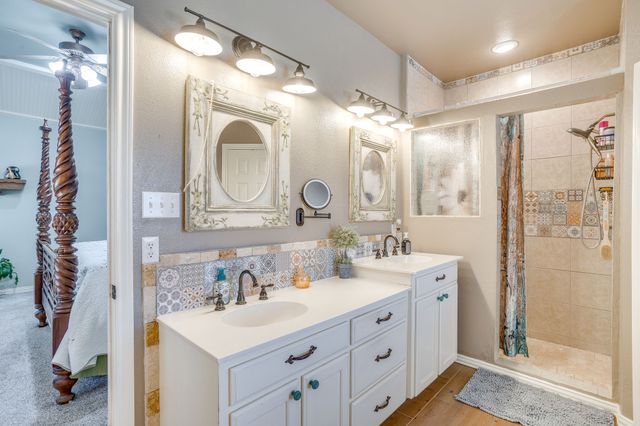 1129 Crazy Horse Trail, Burleson, TX 76028