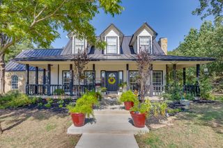 1129 Crazy Horse Trail, Burleson, TX 76028