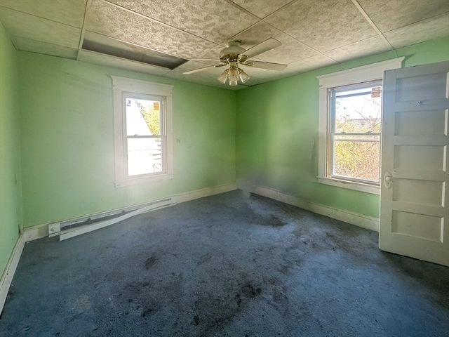 625 Mckinstry Ave, Chicopee, MA 01020