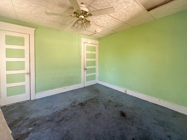 625 Mckinstry Ave, Chicopee, MA 01020