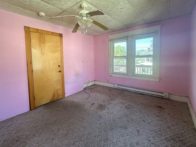 625 Mckinstry Ave, Chicopee, MA 01020