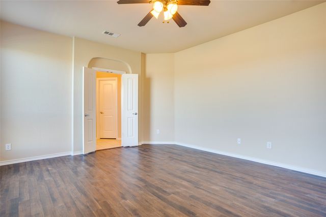 10012 Butte Meadows Drive, Fort Worth, TX 76177