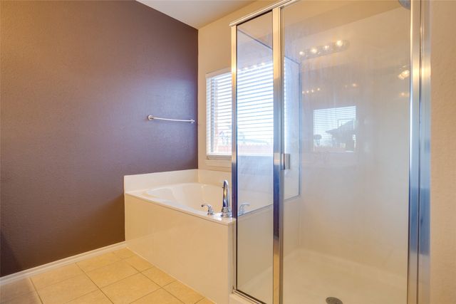 10012 Butte Meadows Drive, Fort Worth, TX 76177