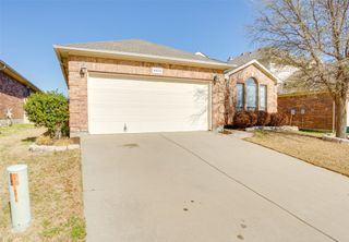 10012 Butte Meadows Drive, Fort Worth, TX 76177