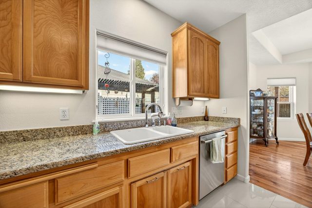 1937 Woodside Drive, Medford, OR 97501