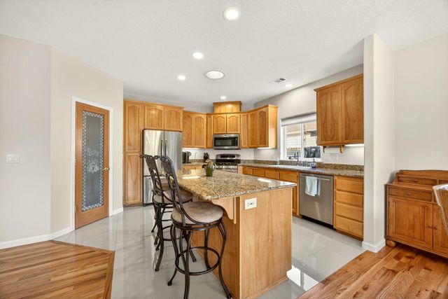 1937 Woodside Drive, Medford, OR 97501