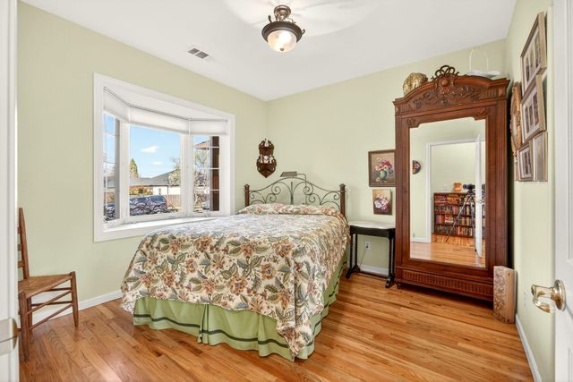 1937 Woodside Drive, Medford, OR 97501