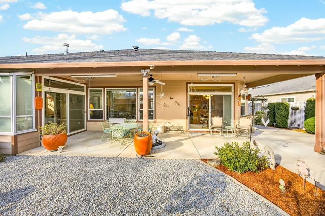 1937 Woodside Drive, Medford, OR 97501