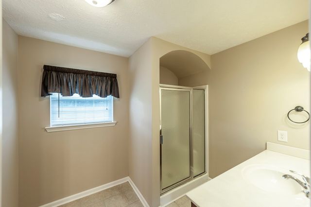 7535 Swift Rd, Greenbrier, TN 37073