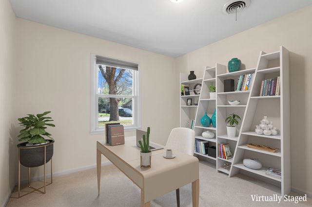 115 NE Taylor Street, Burleson, TX 76028