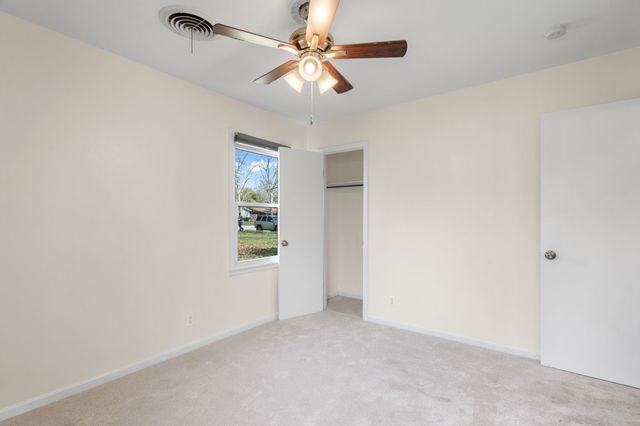 115 NE Taylor Street, Burleson, TX 76028