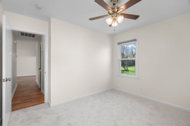 115 NE Taylor Street, Burleson, TX 76028