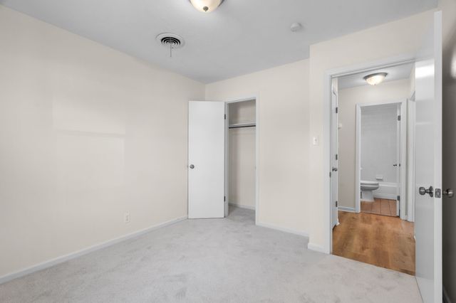 115 NE Taylor Street, Burleson, TX 76028