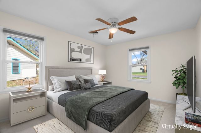 115 NE Taylor Street, Burleson, TX 76028