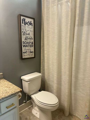 103 Barnyard Way, Perry, GA 31069