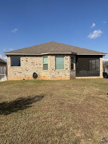 103 Barnyard Way, Perry, GA 31069