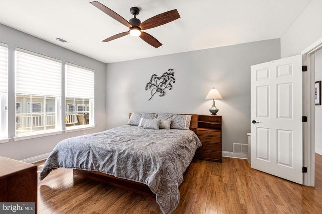 10 SHANE ST, Sicklerville, NJ 08081