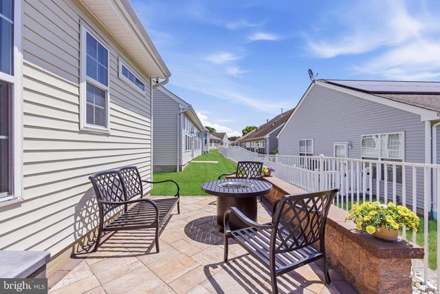 10 SHANE ST, Sicklerville, NJ 08081