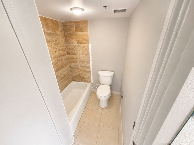 322 Aoloa Street 306, Kailua, HI 96734