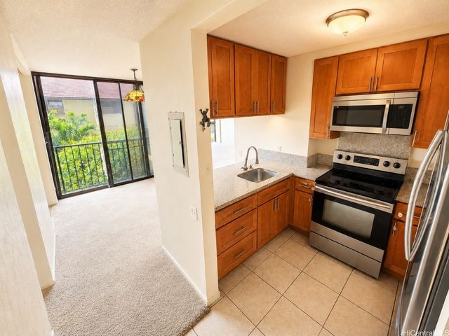 322 Aoloa Street 306, Kailua, HI 96734