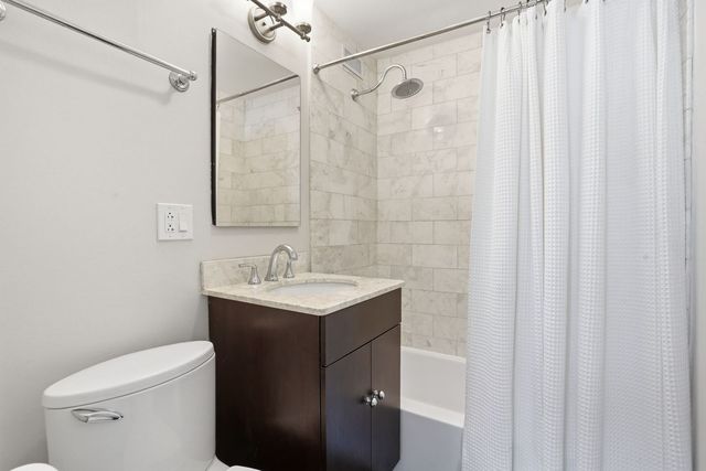 2930 N Sheridan Road 306, Chicago, IL 60657