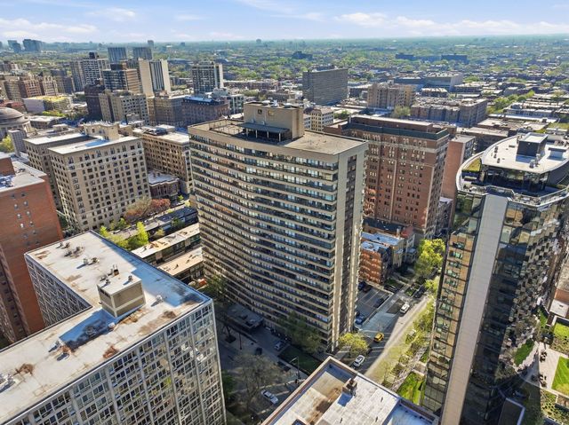 2930 N Sheridan Road 306, Chicago, IL 60657