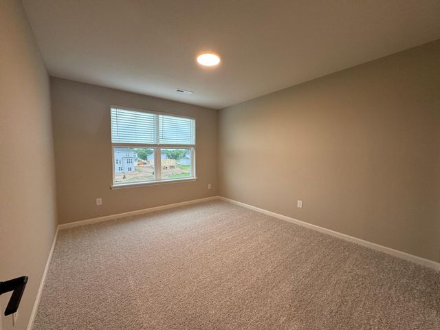 6153 Goodview Avenue S, Cottage Grove, MN 55016