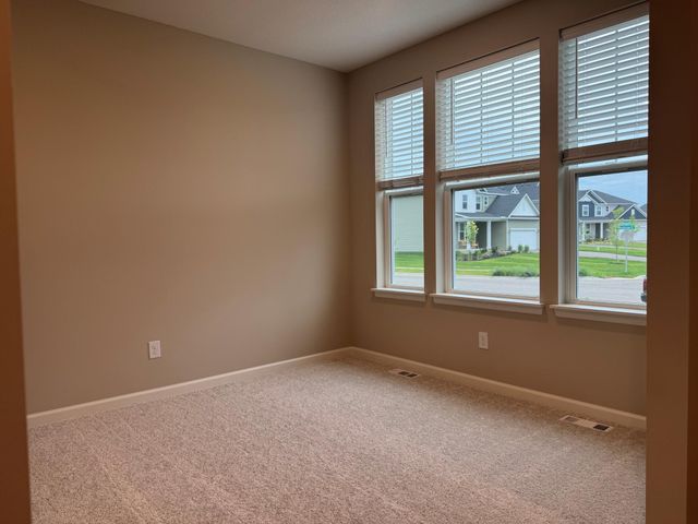 6153 Goodview Avenue S, Cottage Grove, MN 55016