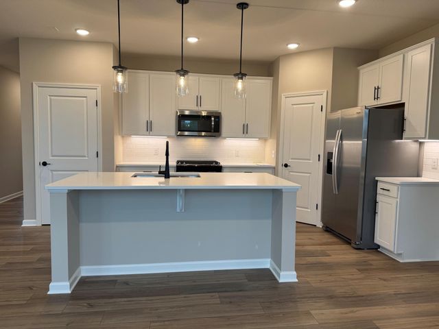 6153 Goodview Avenue S, Cottage Grove, MN 55016