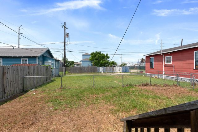 4324 Ball, Galveston, TX 77550