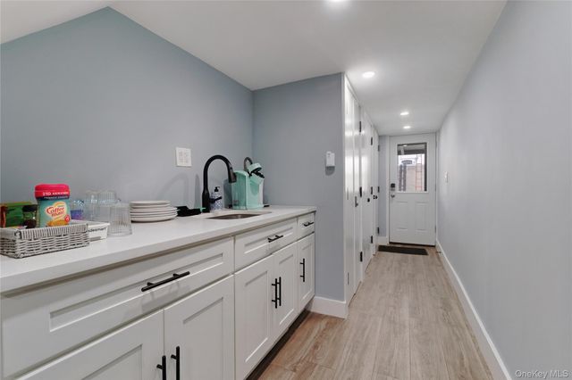 1712 Dekalb Avenue, Brooklyn, NY 11237