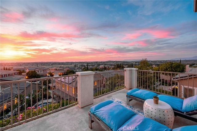 34298 Hourglass, Temecula, CA 92592