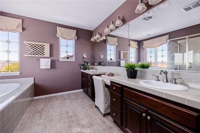 34298 Hourglass, Temecula, CA 92592