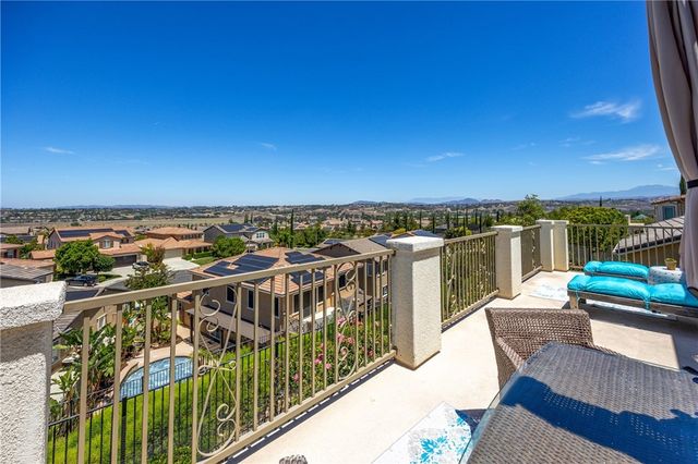 34298 Hourglass, Temecula, CA 92592