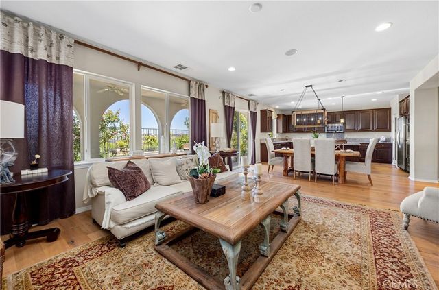 34298 Hourglass, Temecula, CA 92592