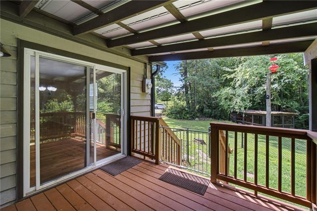 736 Wolfskin Road, Arnoldsville, GA 30619