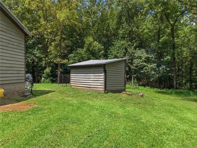 736 Wolfskin Road, Arnoldsville, GA 30619