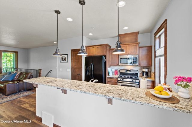 4539 Greenchain LOOP, APT 2, Coeur D'alene, ID 83814