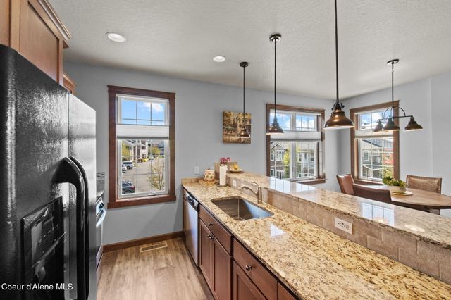 4539 Greenchain LOOP, APT 2, Coeur D'alene, ID 83814