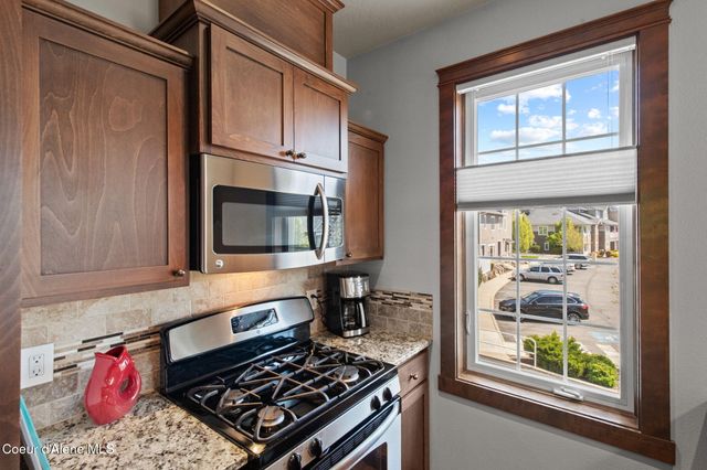 4539 Greenchain LOOP, APT 2, Coeur D'alene, ID 83814