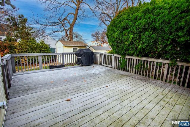 75 17th Avenue, Elmwood Park, NJ 07407
