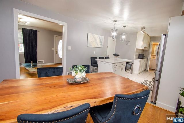 75 17th Avenue, Elmwood Park, NJ 07407