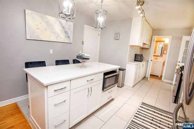 75 17th Avenue, Elmwood Park, NJ 07407